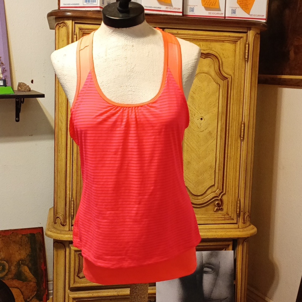Womens athletic Sportswear top Halter Exercise Tank sz Sm MARIKA TEK